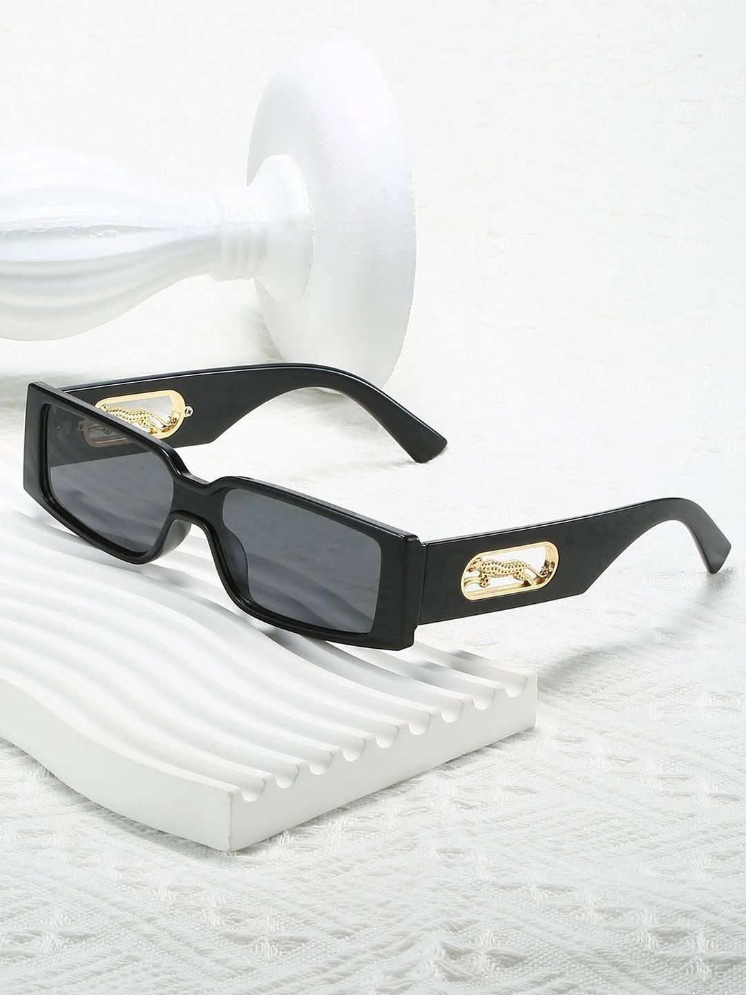 LEGEND EYEWEAR Unisex Black Lens & Black Rectangle Sunglasses with-image-24