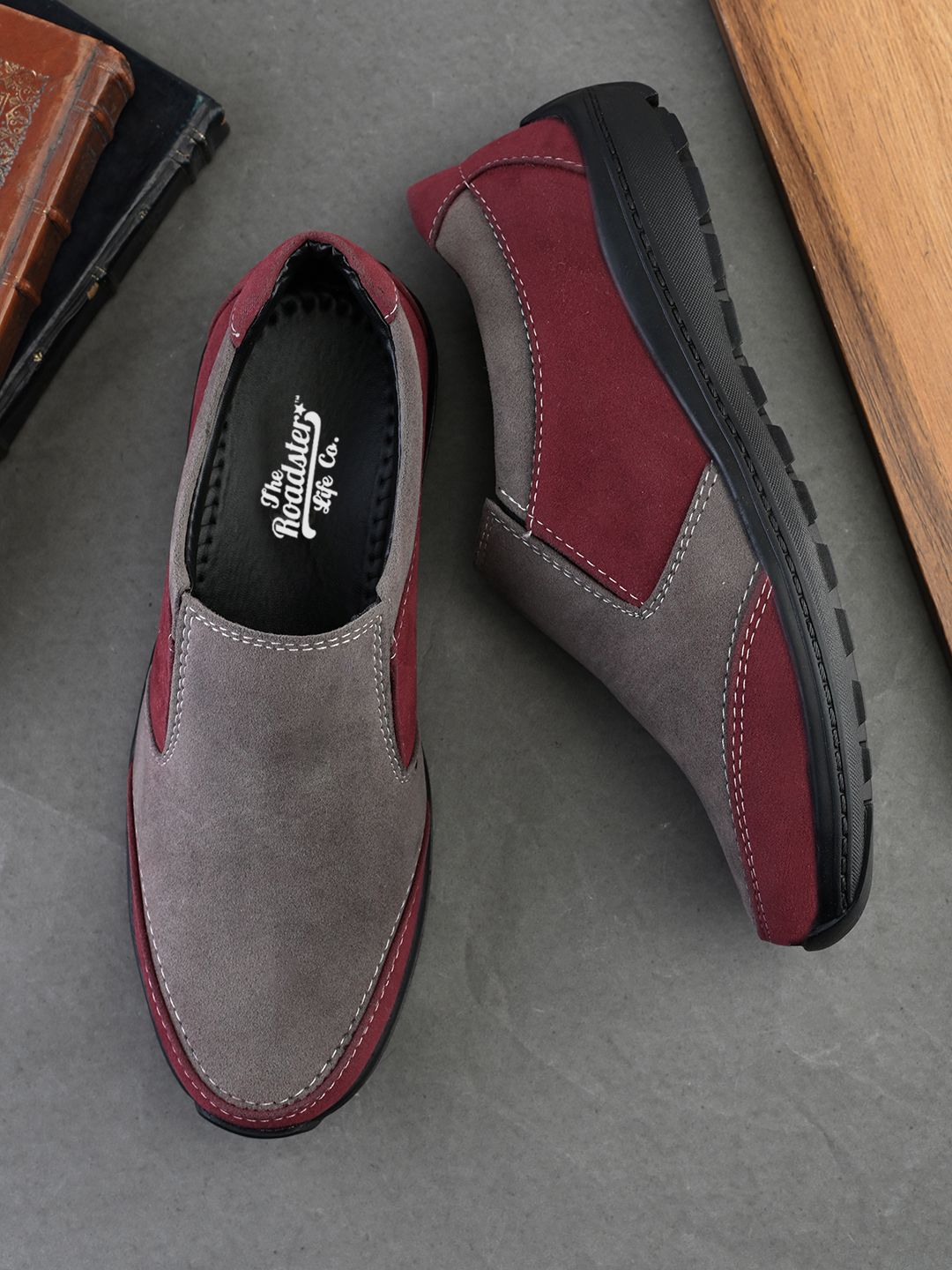 The Roadster Lifestyle Co. Men Round Toe Colourblocked Antibacterial Sneakers-picture-33