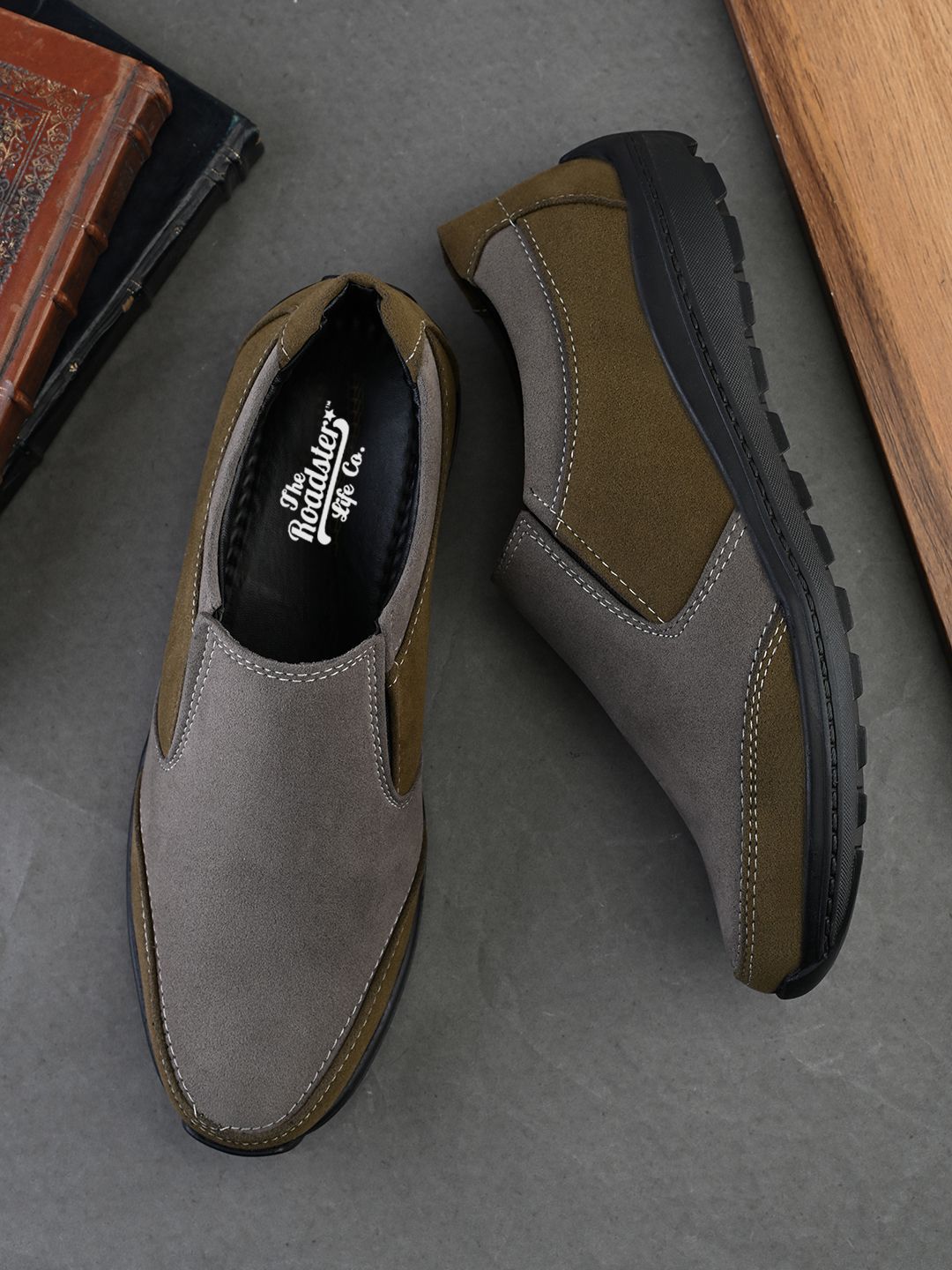 The Roadster Lifestyle Co Men Slip-On Round Toe Sneakers-picture-11