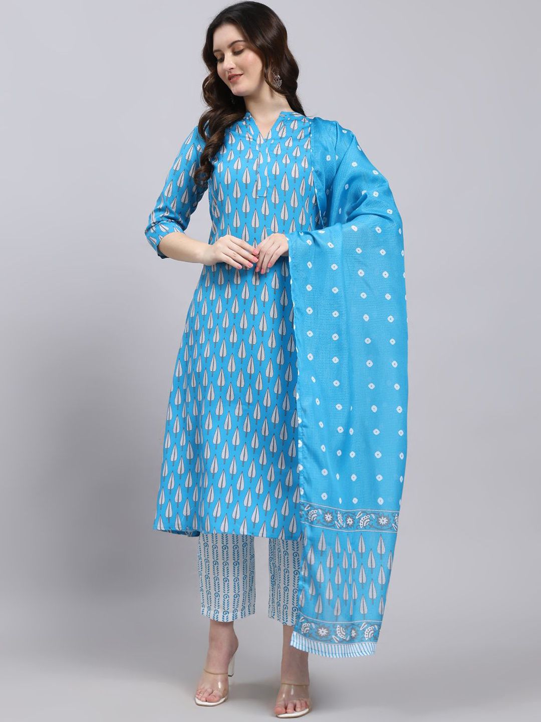 THE FAB FACTORY Women Ethnic Motifs Printed Regular Kurta with Trousers & With Dupatta