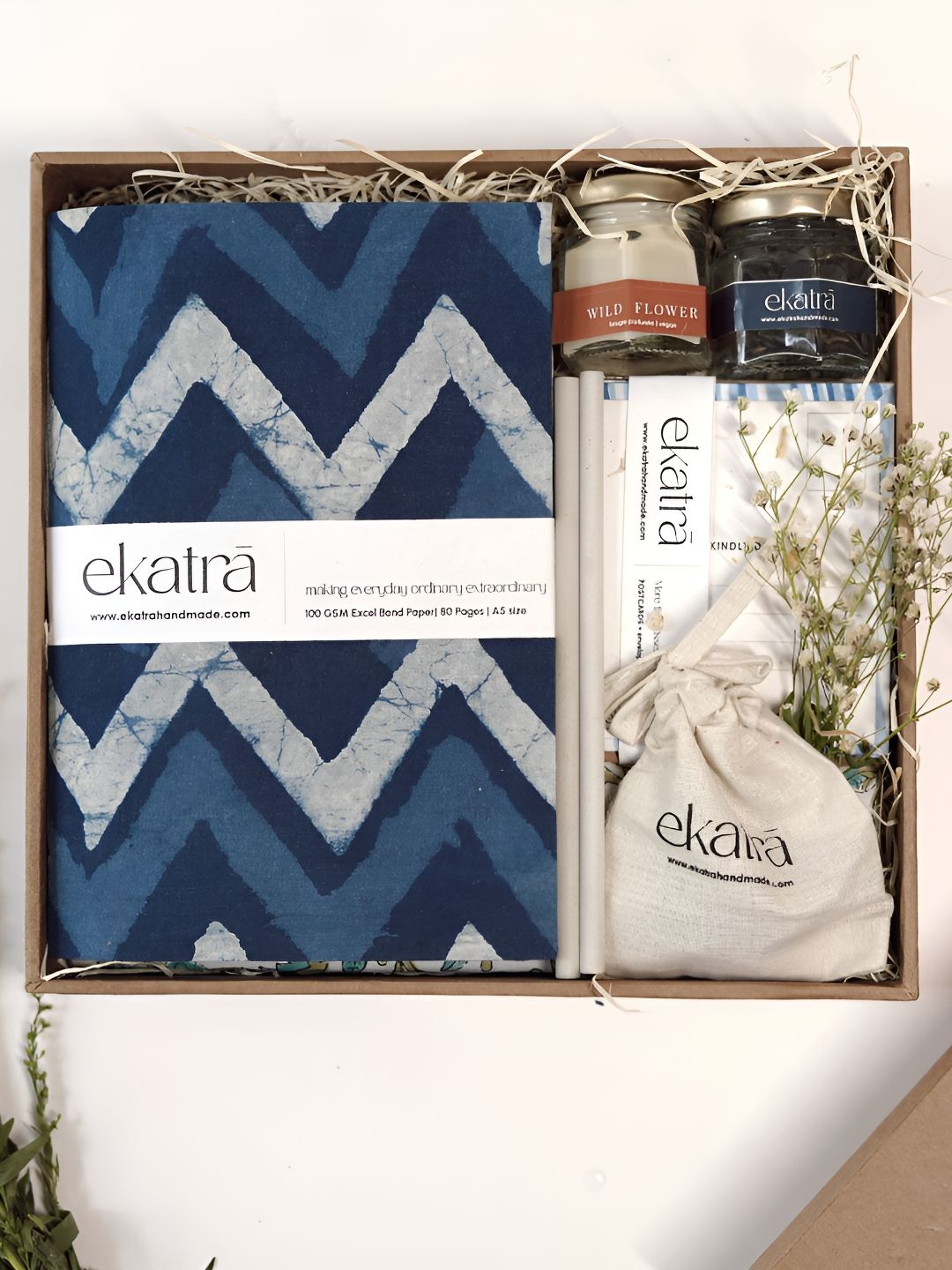 Ekatra Blue & White Printed Gratitude HamperGiftSets-image-34