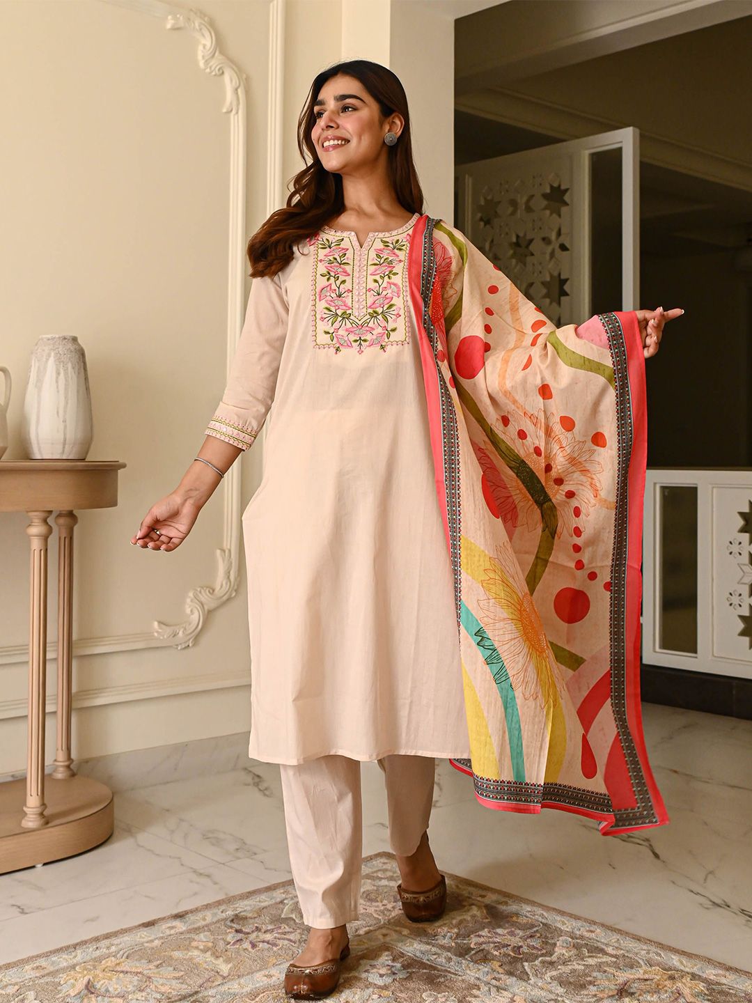 Bunaai Jheel Floral Yoke Design Thread Work Straight Kurta With Trousers & Dupatta