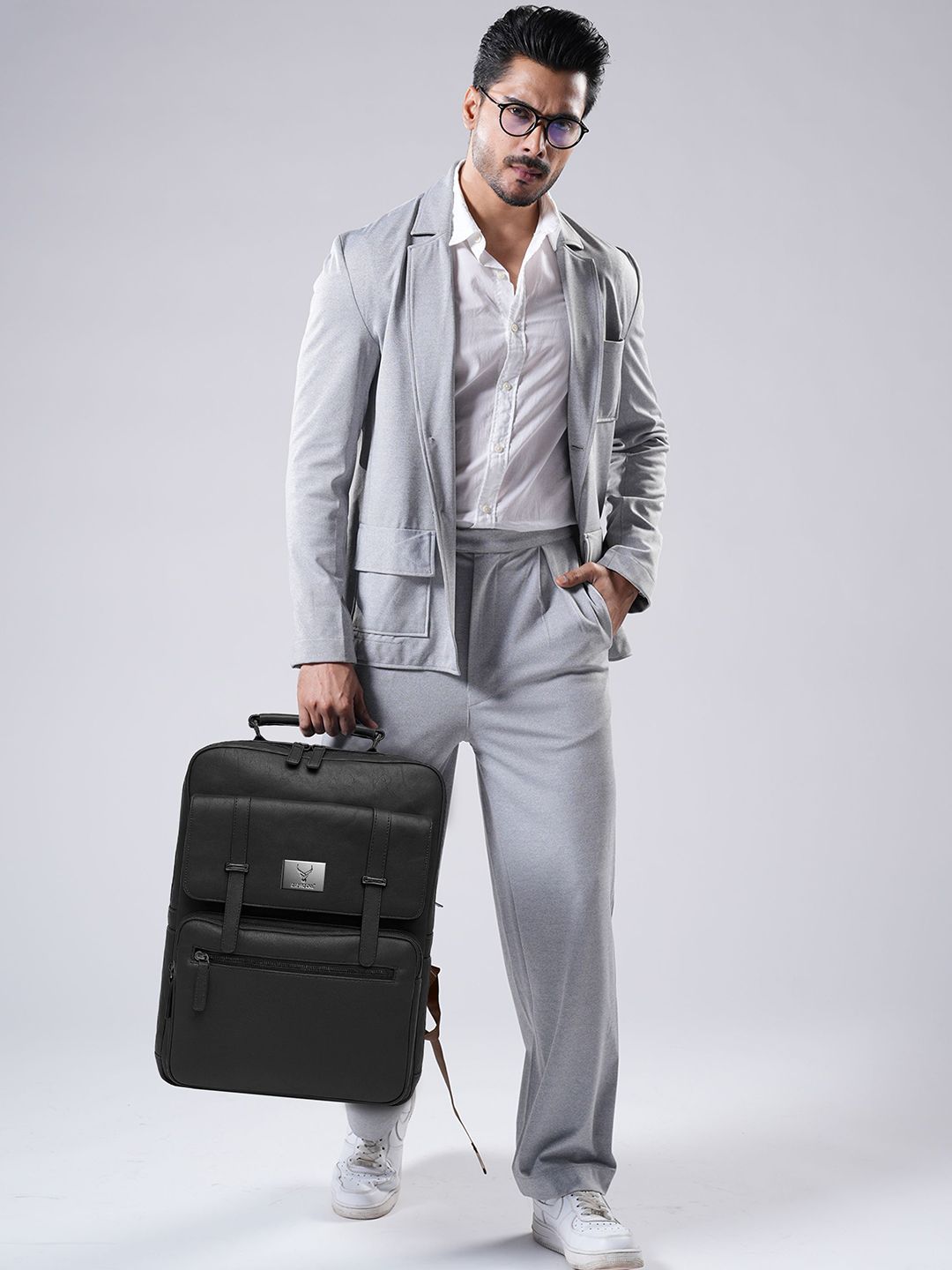 REDHORNS Unisex Backpack with Anti-Theft-picture-36