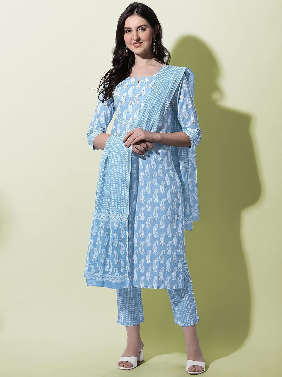 GEKHA Women Ethnic Motifs Printed Cotton Kurta with Trousers & Dupatta