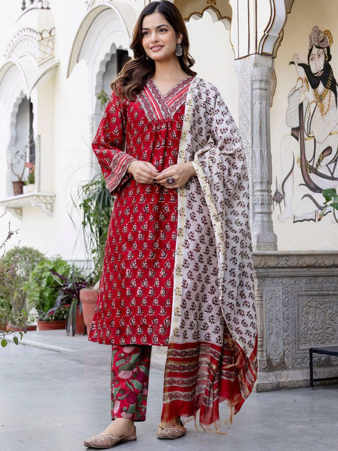THE FAB FACTORY Floral Printed Pleated V-Neck A-Line Kurta With Trousers & Dupatta