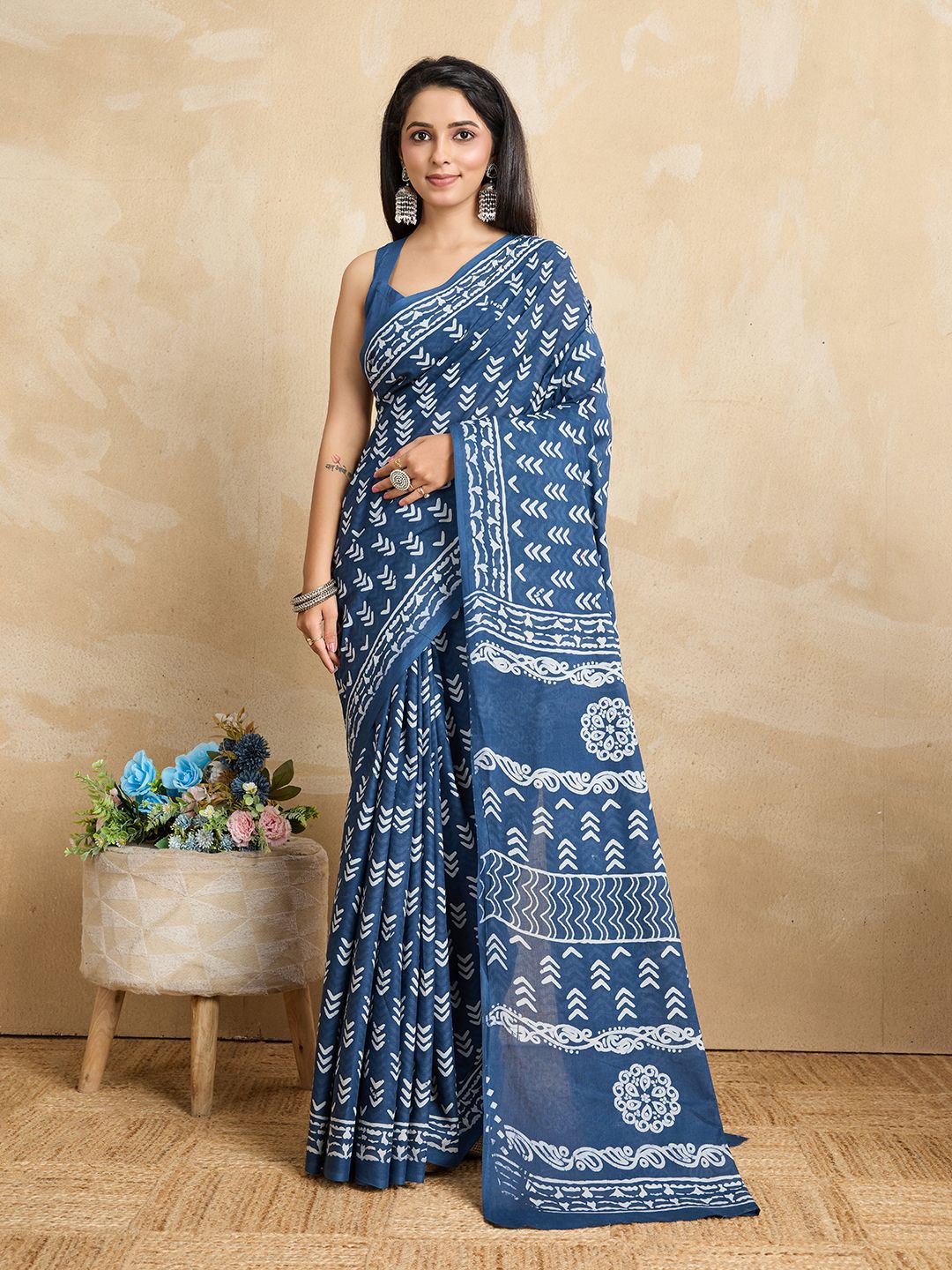 SHANVIKA Ethnic Motifs Printed Pure Cotton Saree-picture-27