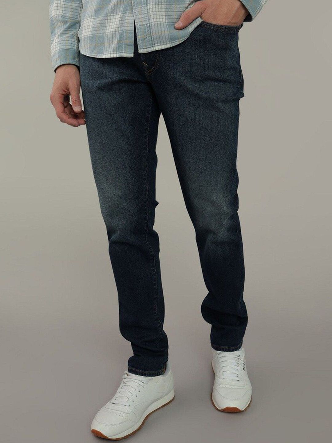 AMERICAN EAGLE OUTFITTERS Men Slim Fit Mid-Rise Slash Knee Jeans