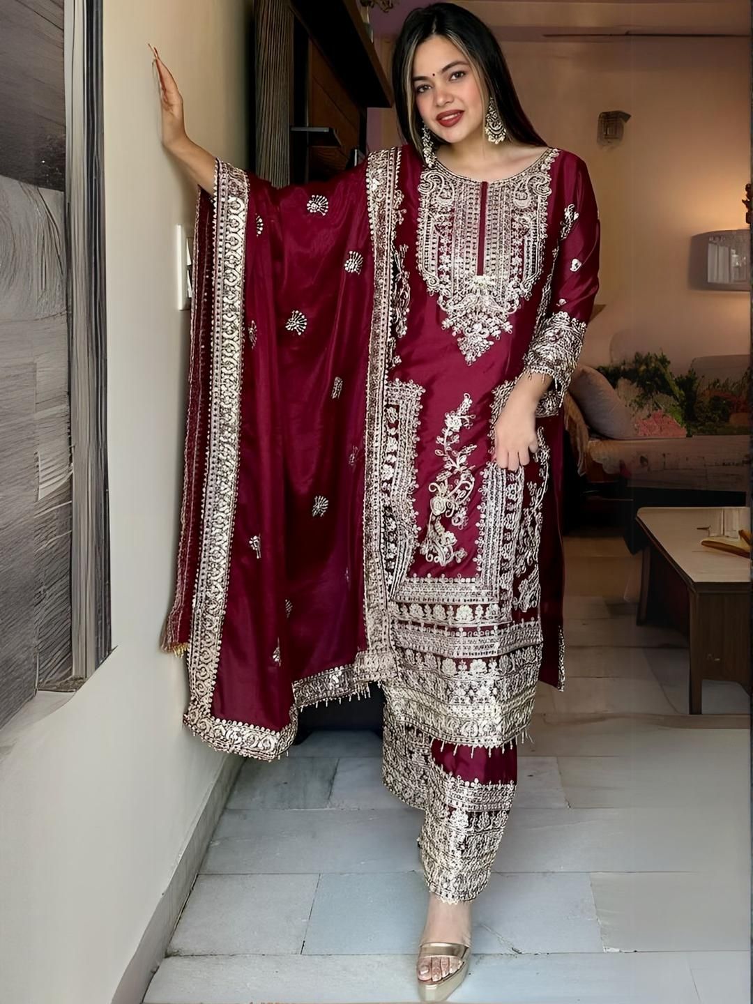 SUPPAR SLEAVE Maroon Cotton Blend Kurta Sets