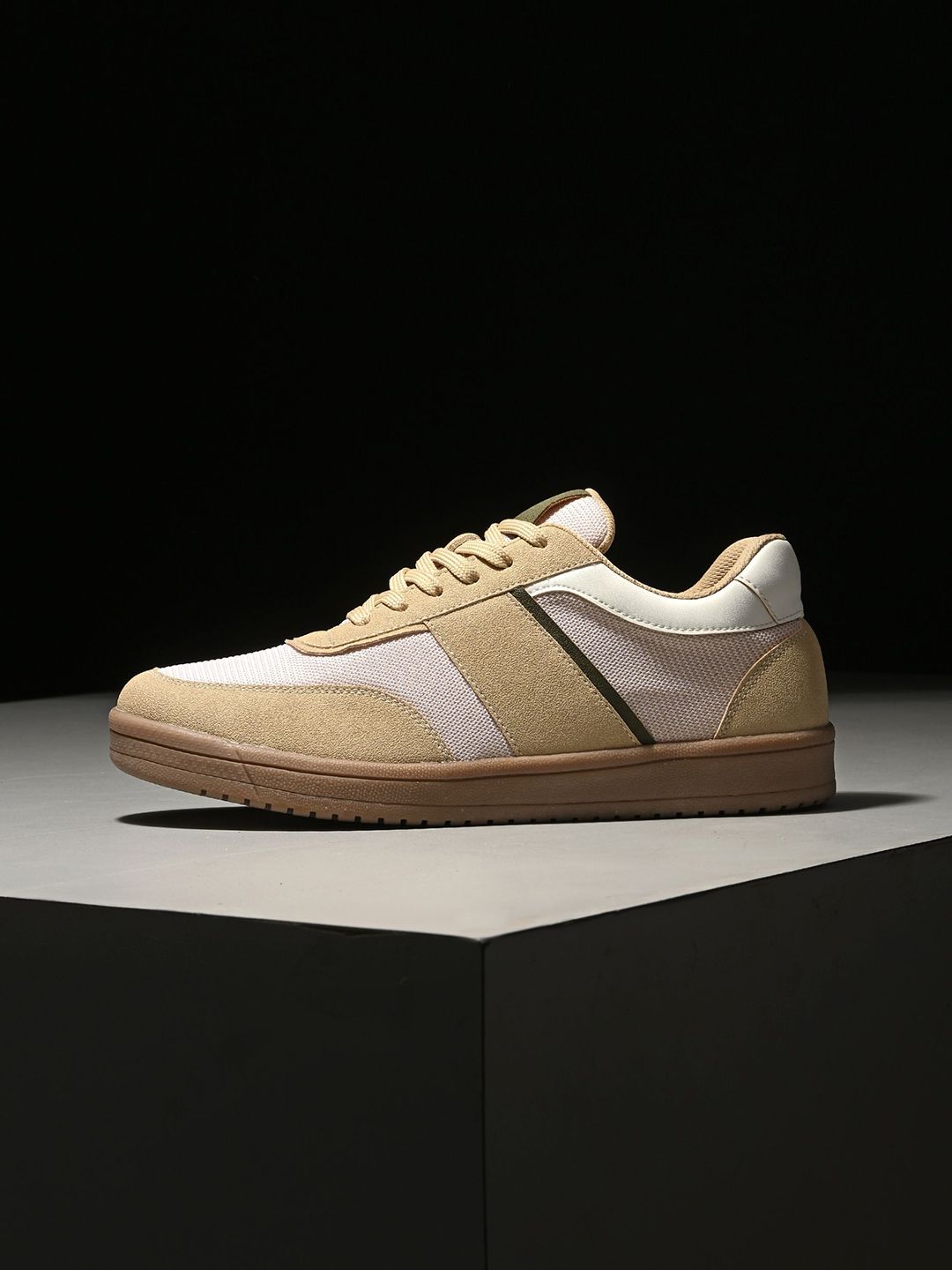 AfroJack Men Colourblocked Sneakers-picture-20
