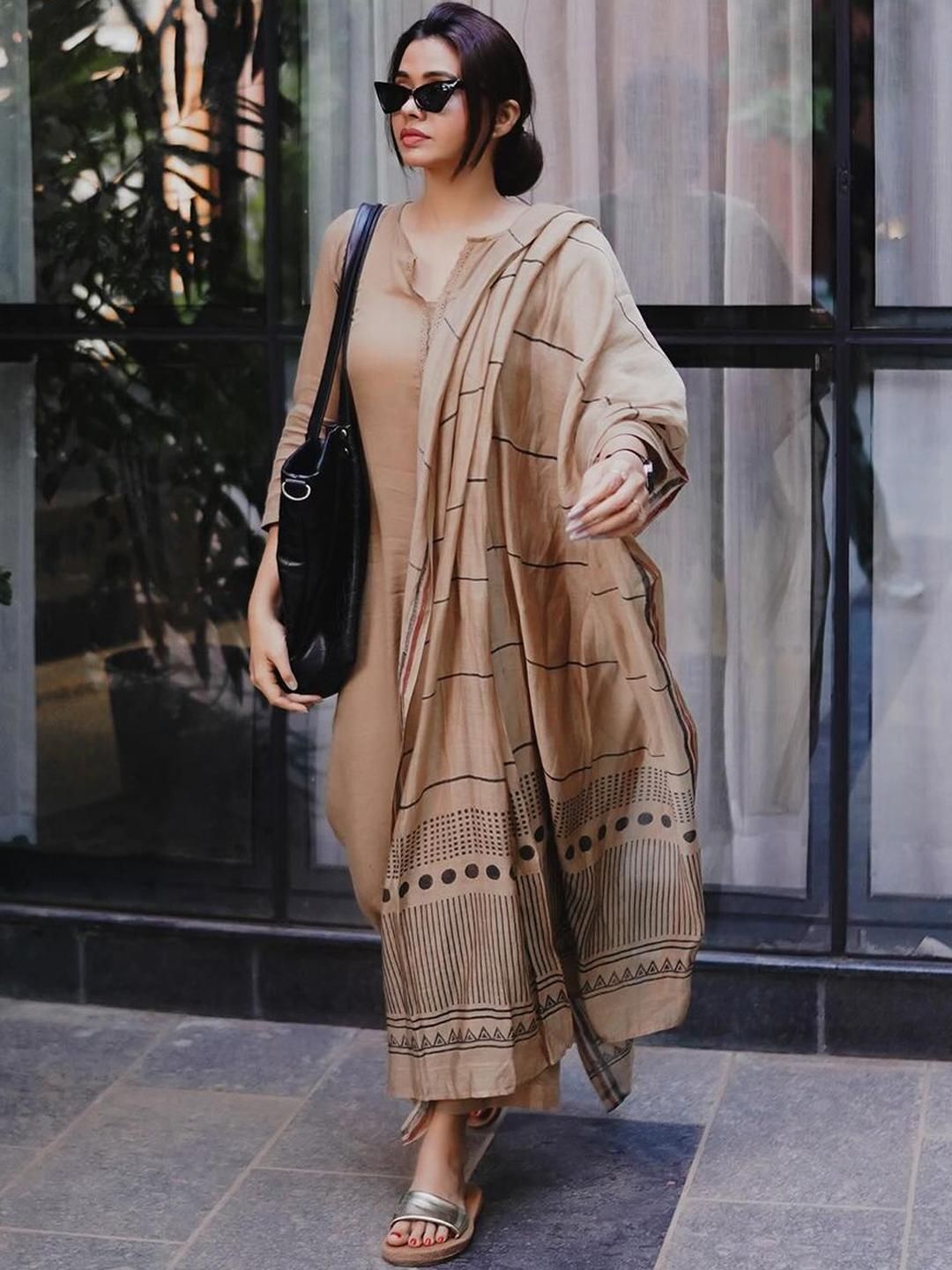 SUPPAR SLEAVE Brown Viscose Rayon Kurta Sets