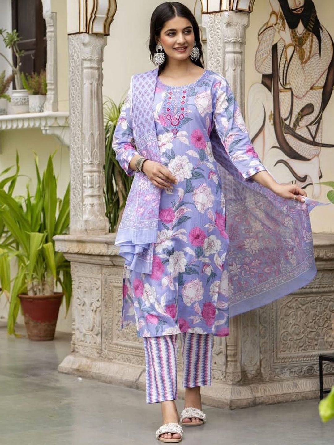 Jasoriya Floral Printed Thread Work Pure Cotton Straight Kurta With Trousers & Dupatta