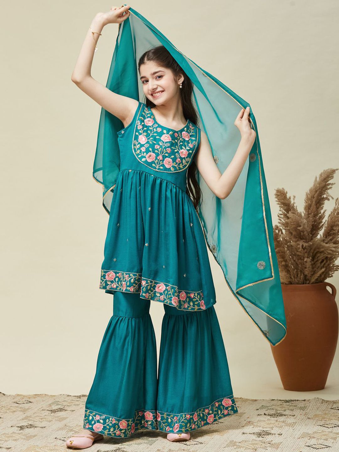 CurlyTales Girls Ethnic Motifs Embroidered Sequinned Kurta with Sharara & Dupatta-picture-50