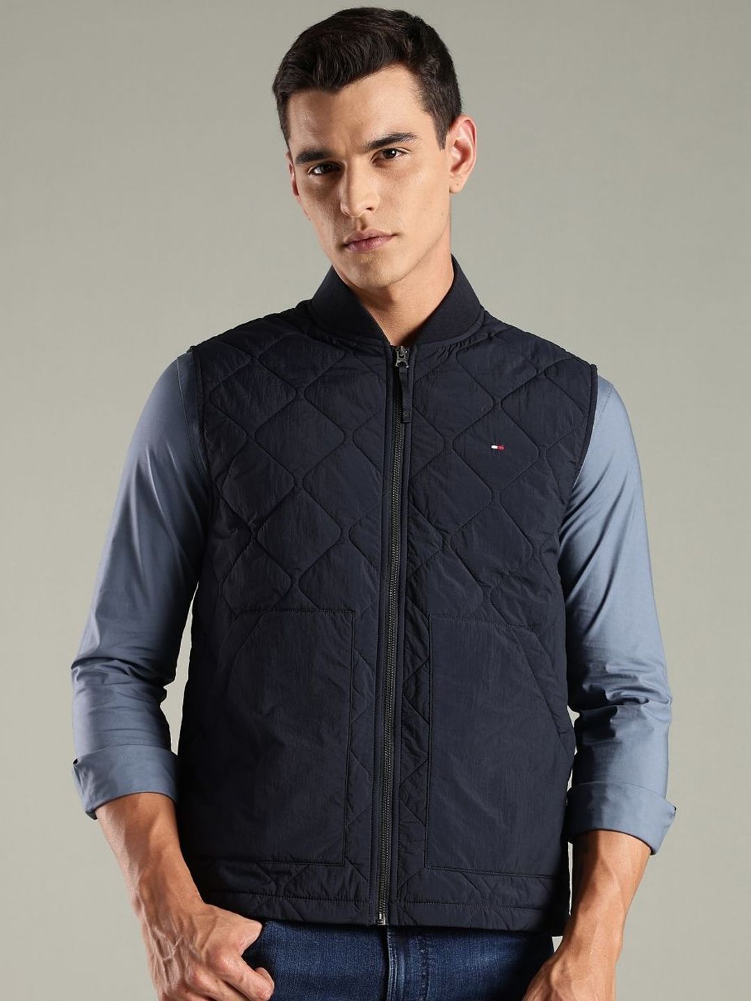 Tommy Hilfiger Sleeveless Quilted Jacket-picture-43