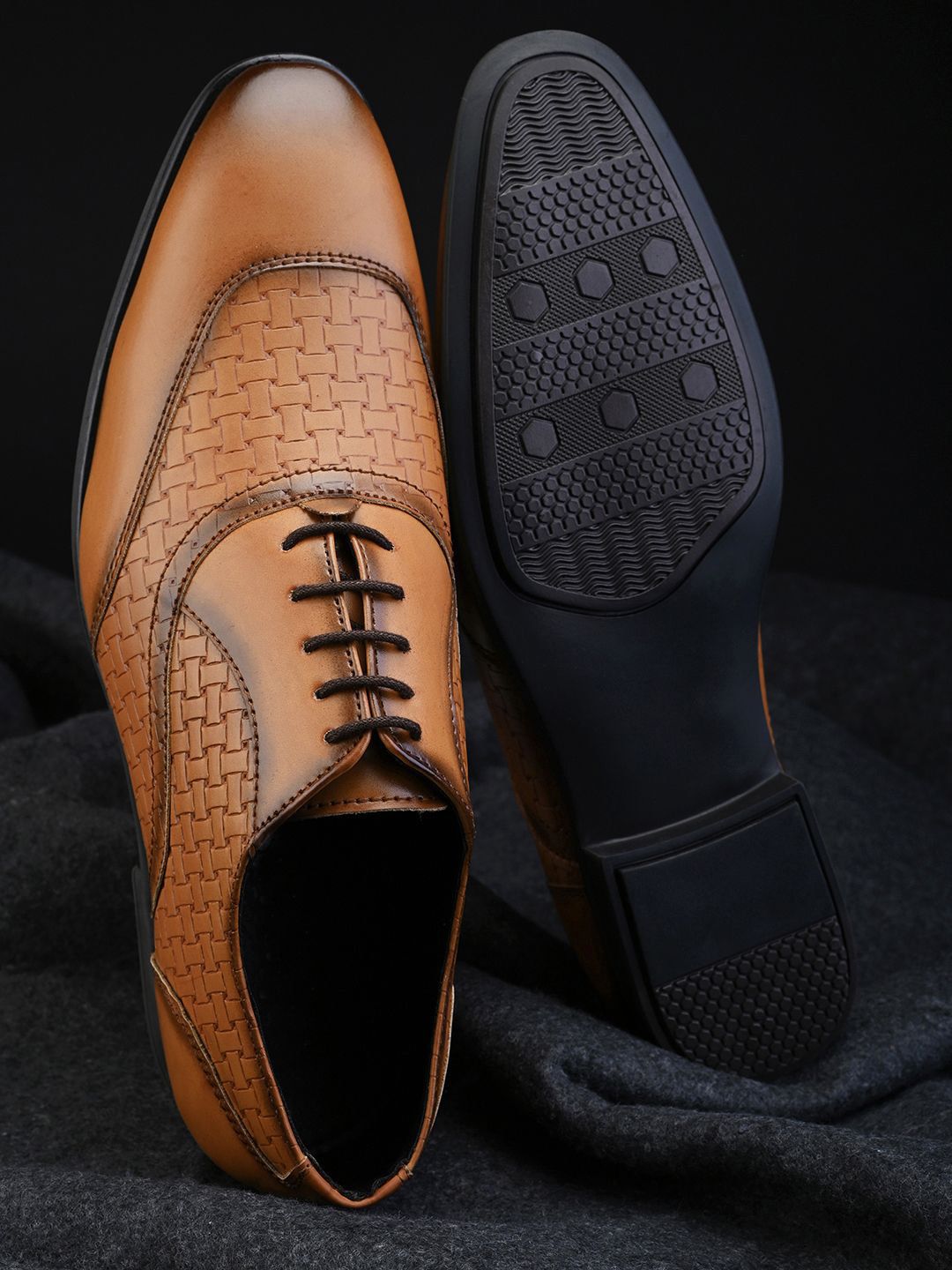 HERE&NOW Men Textured Formal Lace-Up Oxford Shoes-picture-17