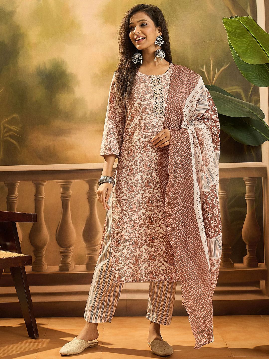 Stylum Floral Printed Gotta Patti Screen Round Neck Pure Cotton Kurta Trousers & Dupatta