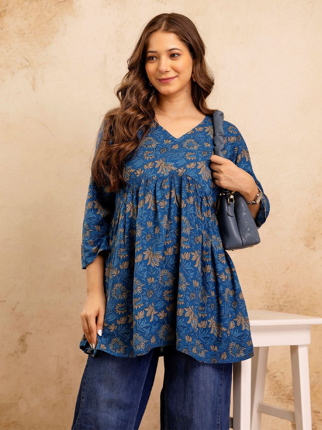 Mialo fashion Floral Printed V-Neck Kurti-picture-43