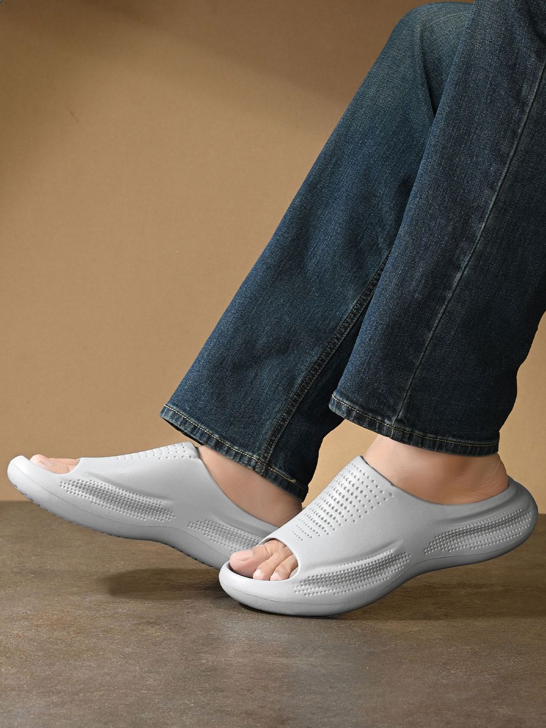 HRX by Hrithik Roshan Men Sliders-picture-35