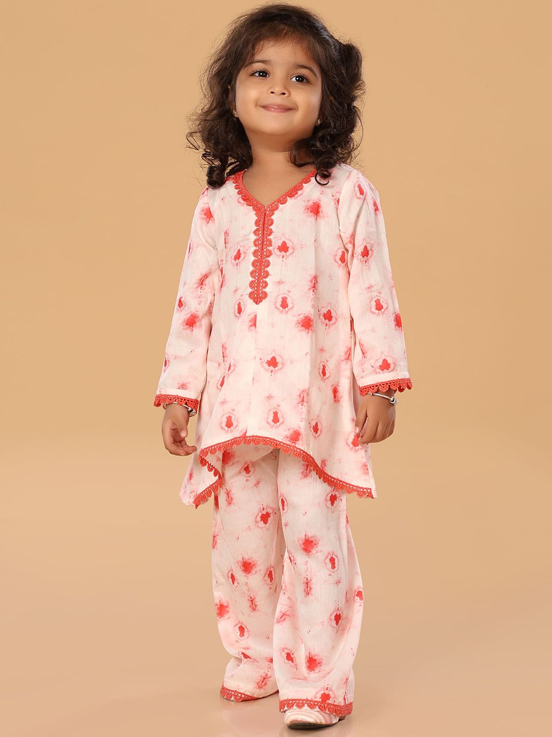 The Mini Trunk Girls Floral Printed Kurta with Trousers-picture-13