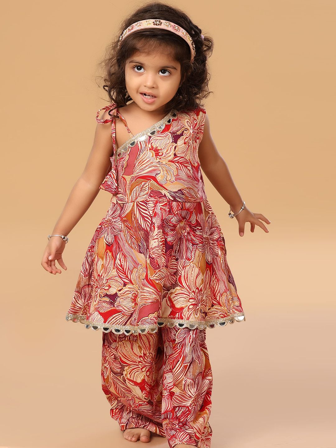 The Mini Trunk Girls Floral Printed Kurta with Trousers-picture-11