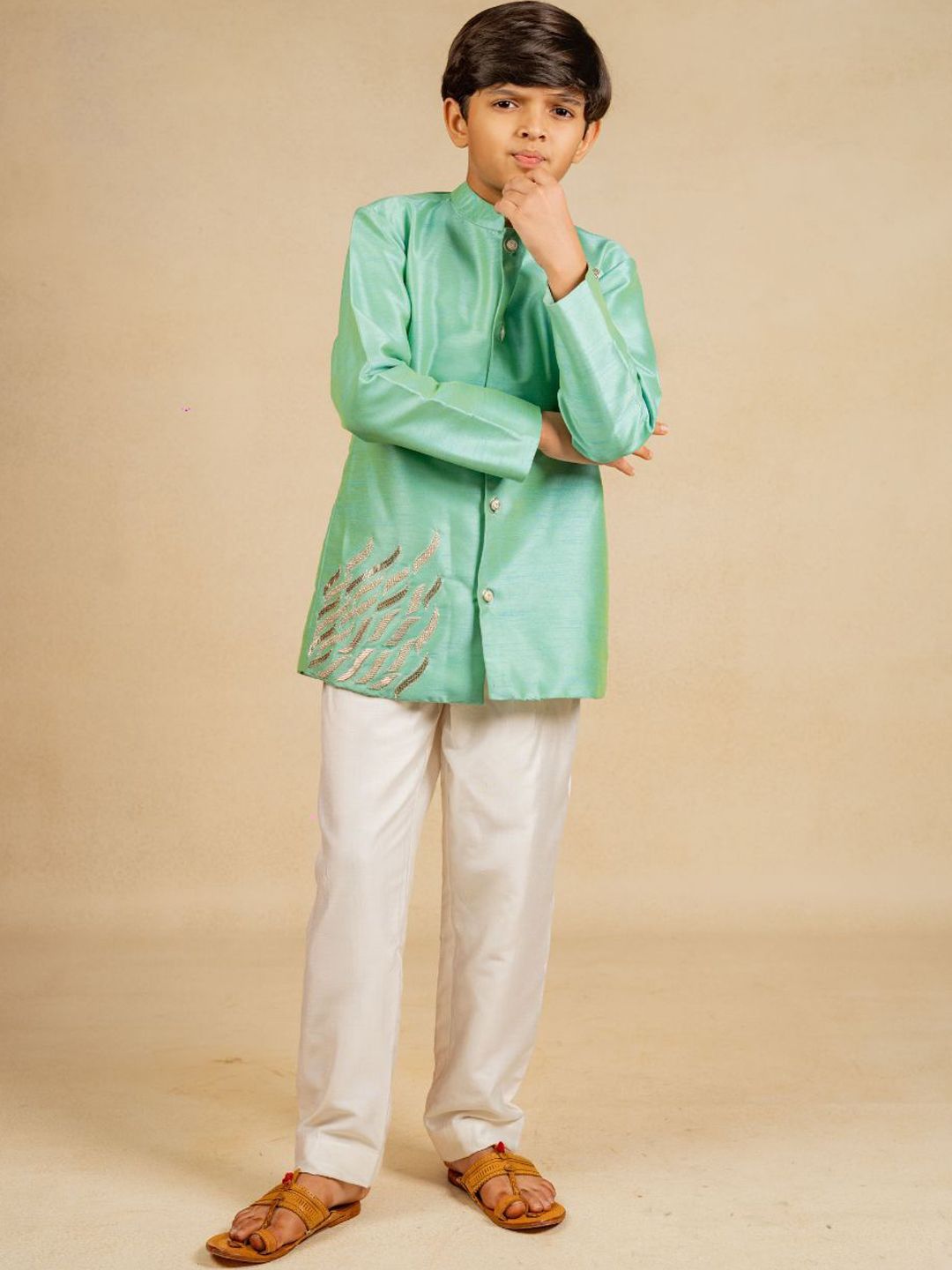 Jilmil Boys Embroidered Thread Work Straight Kurta With Trousers-picture-19