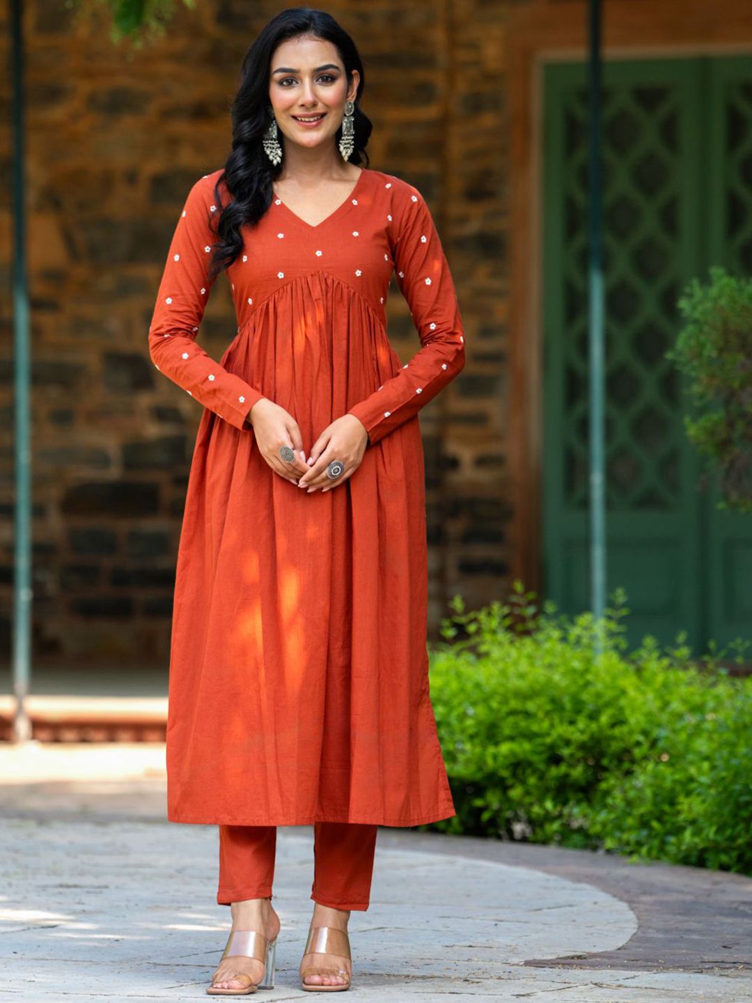 GAYRAA Floral Yoke Design Empire Thread Work Pure Cotton Kurta With Trousers