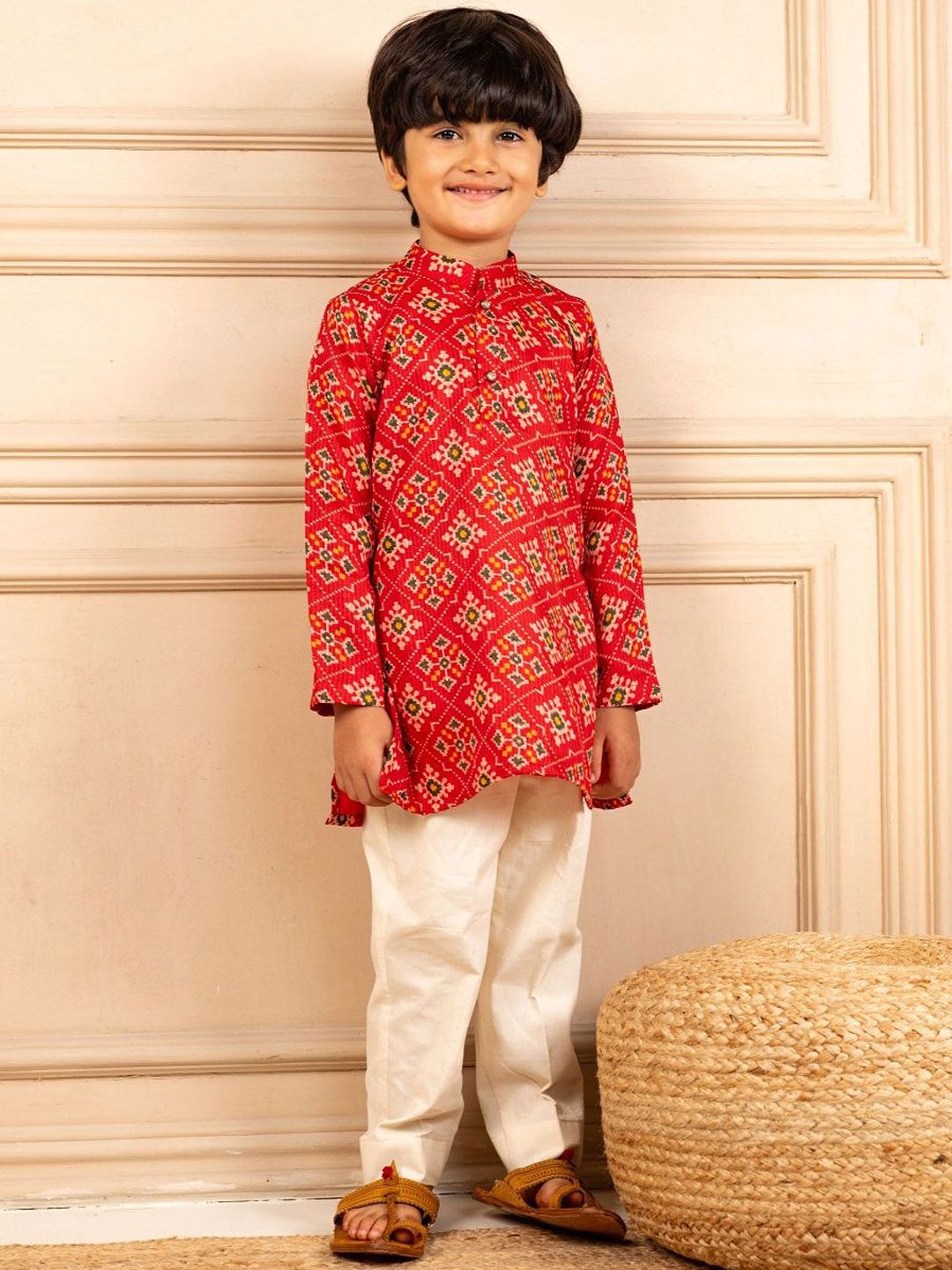 Jilmil Boys Ethnic Motifs Printed Regular Kurta with Trousers-picture-10