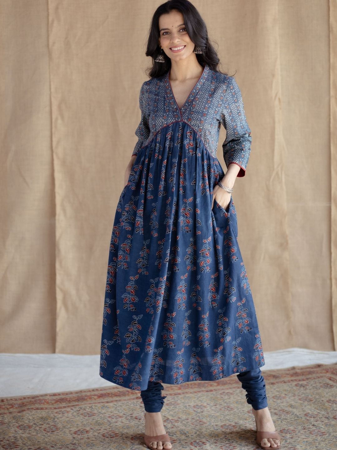 THE INDIAN ETHNIC CO Women Slim-Fit Churidar-picture-39