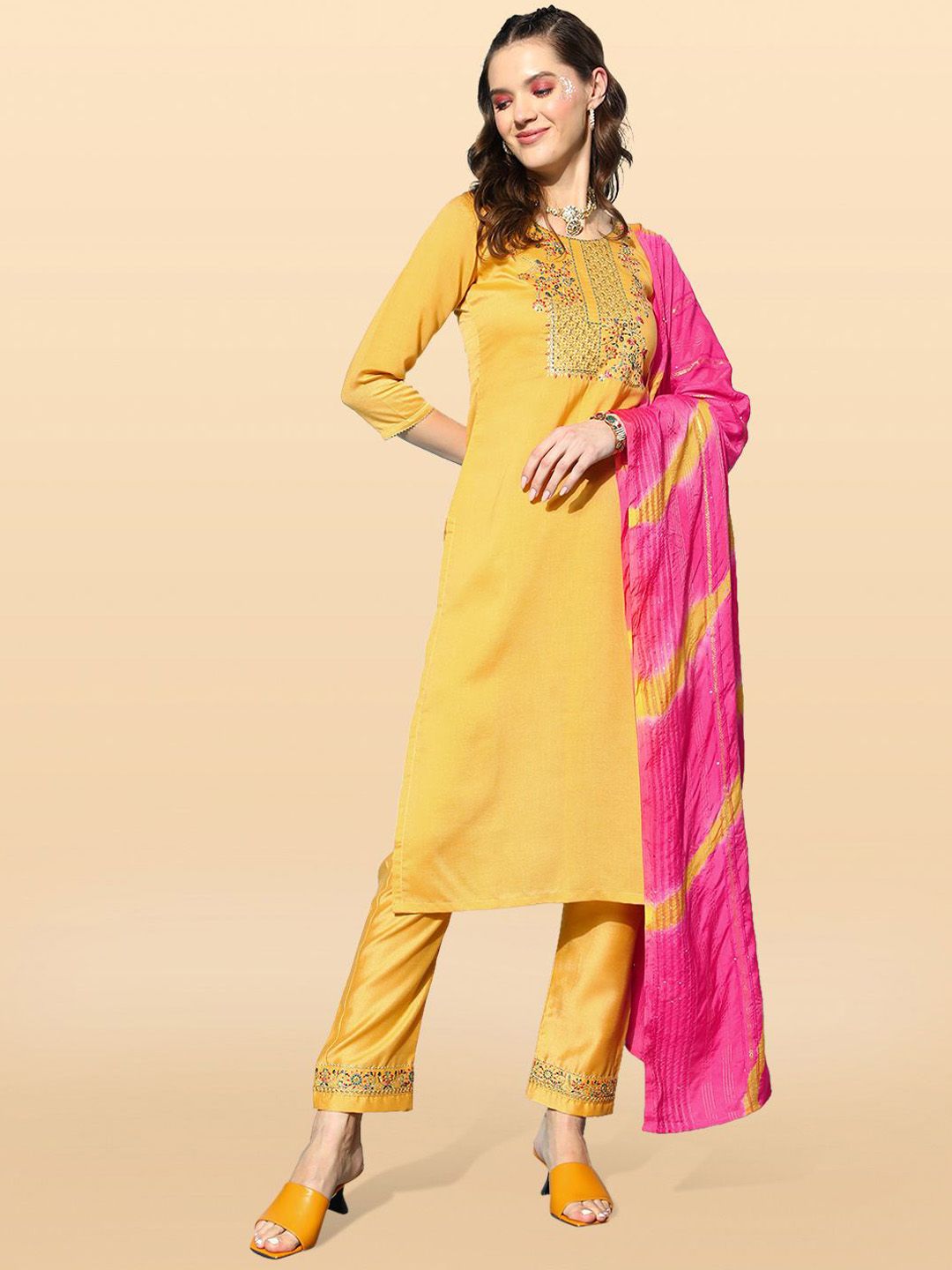 Anouk Rustic Women Floral Embroidered Sequinned Kurta Set With Dupatta