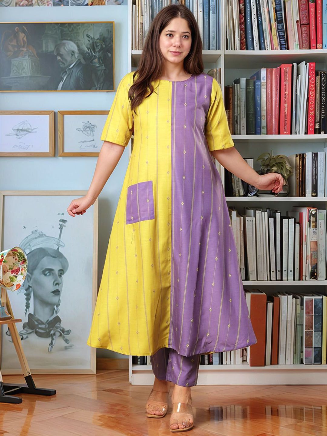 Aaghnya Women Printed Regular Kurta with Trousers