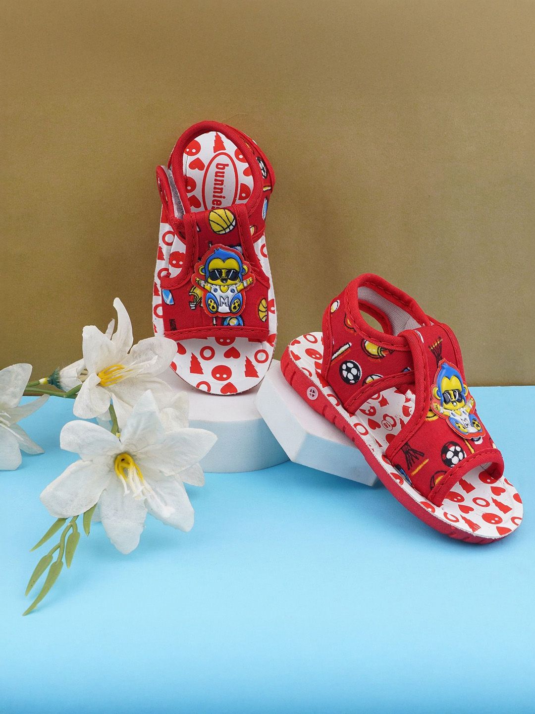BUNNIES Kids Musical Chu Chu Sandals