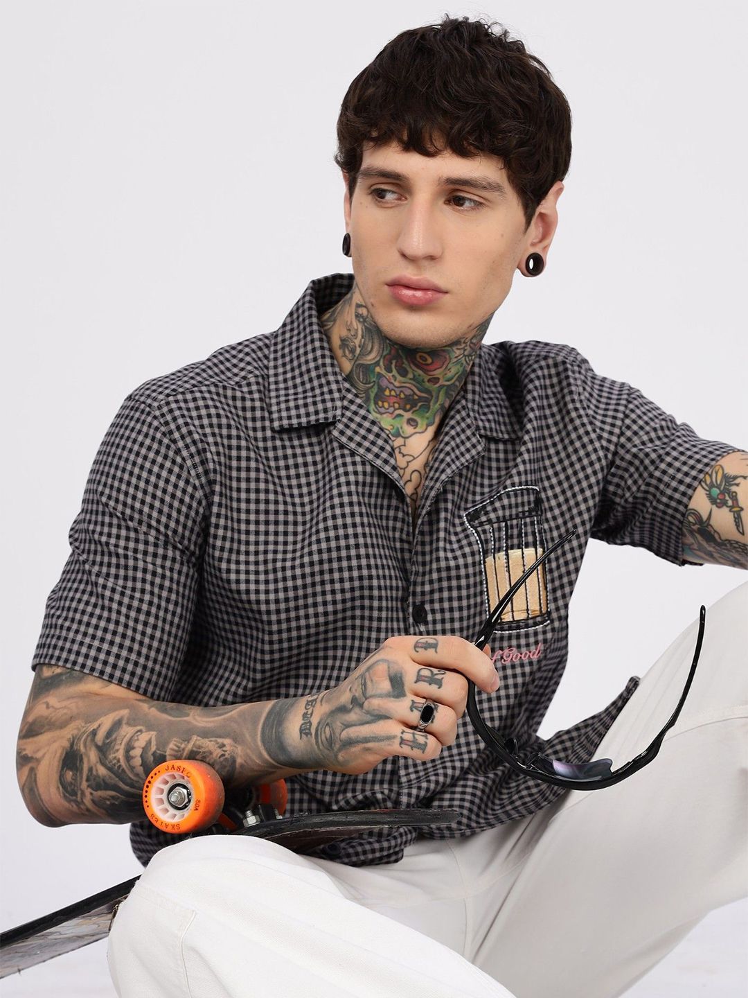 Eszett Chai Checked Cuban Collar Cotton Shirt-picture-19