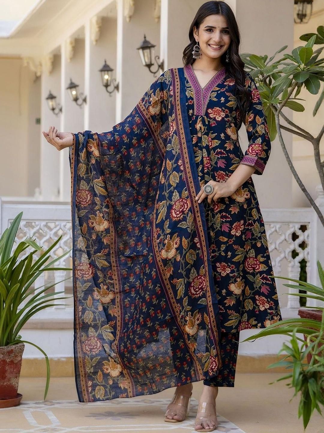 Moda Rapido Women Floral Printed Regular Kurta with Trousers & Dupatta