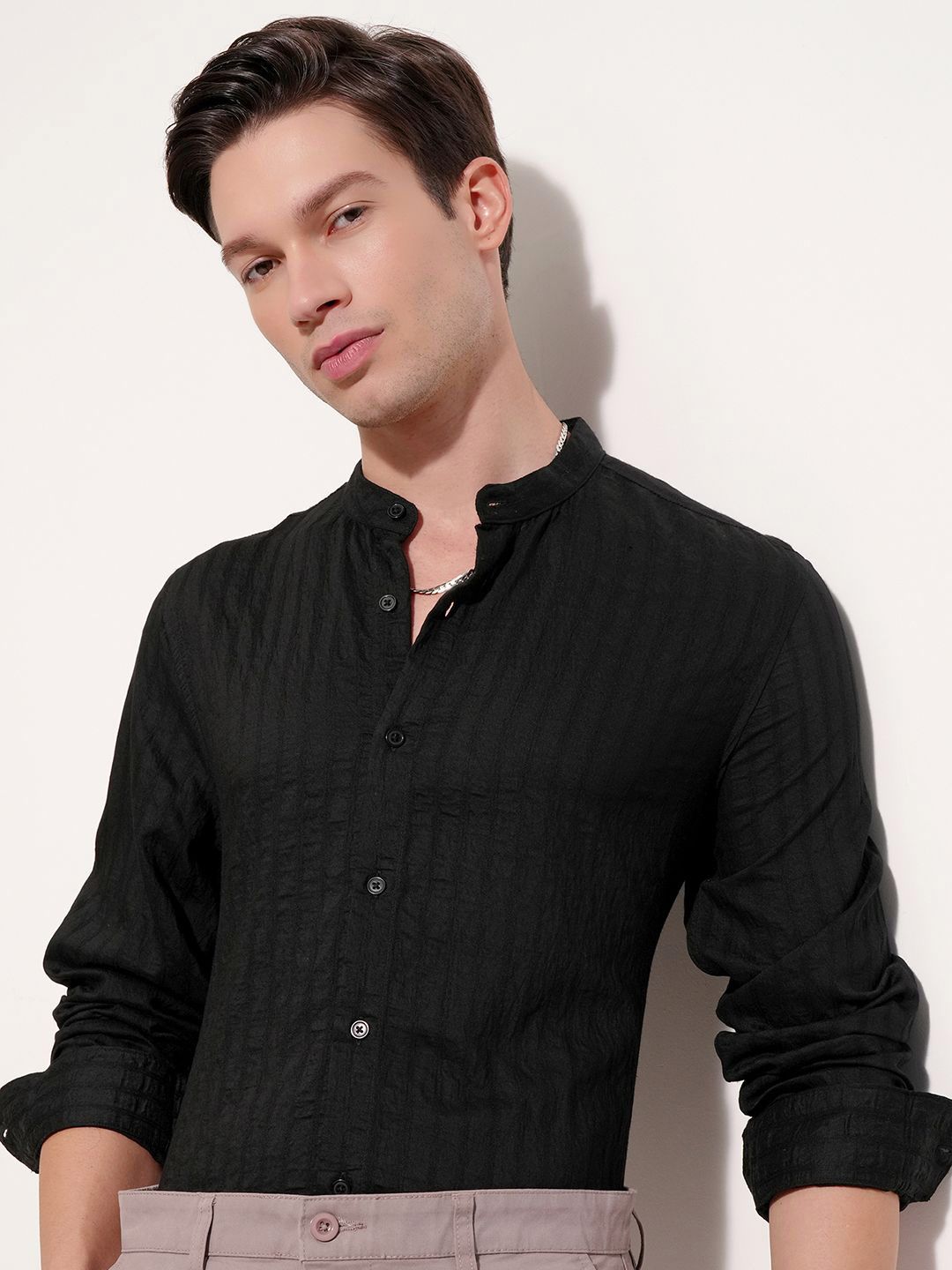 HIGHLANDER Textured Spread Collar Long Sleeves Shirt-picture-32