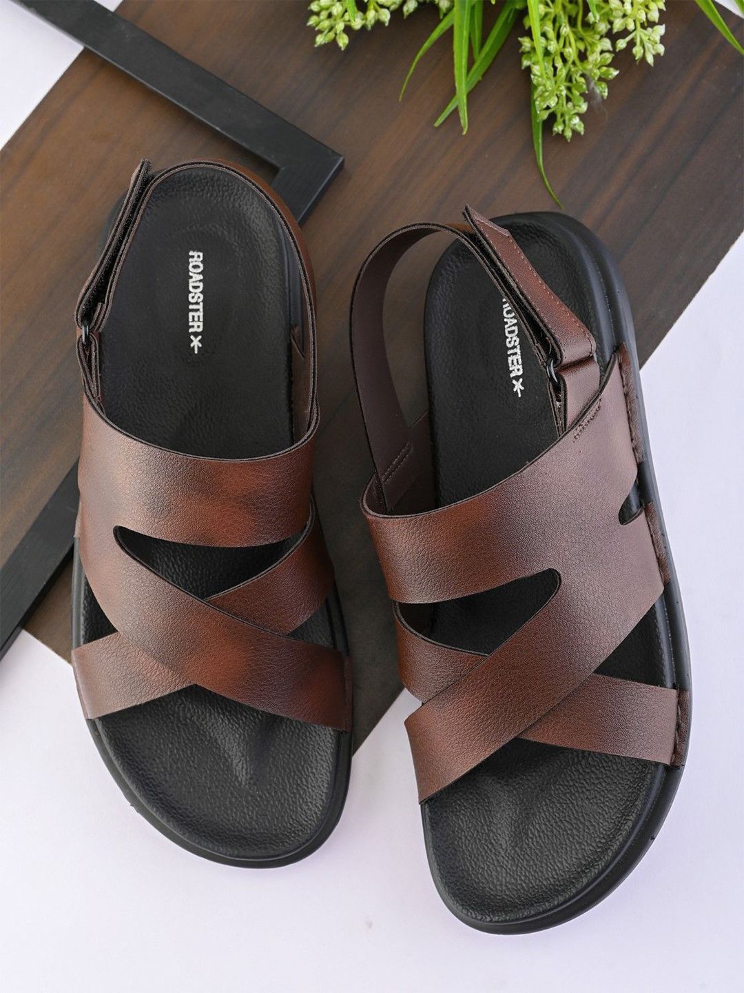 The Roadster Lifestyle Co Men Open Toe Comfort Sandals-image-32