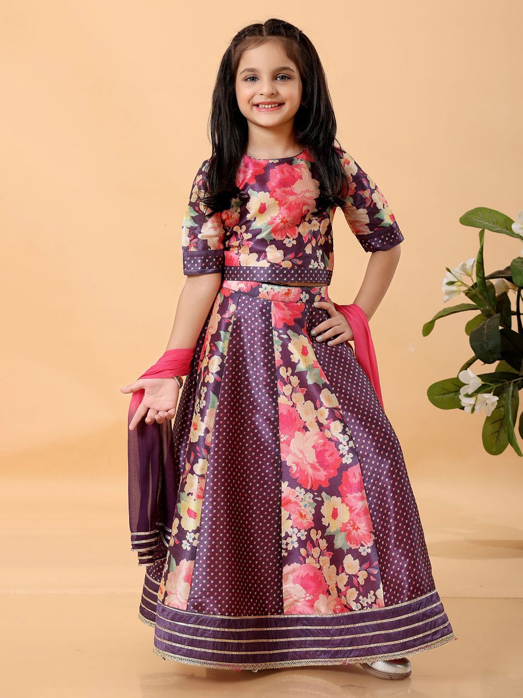 MASTARANG Girls Floral Printed Ready to Wear Lehenga & Blouse With Dupatta-image-3