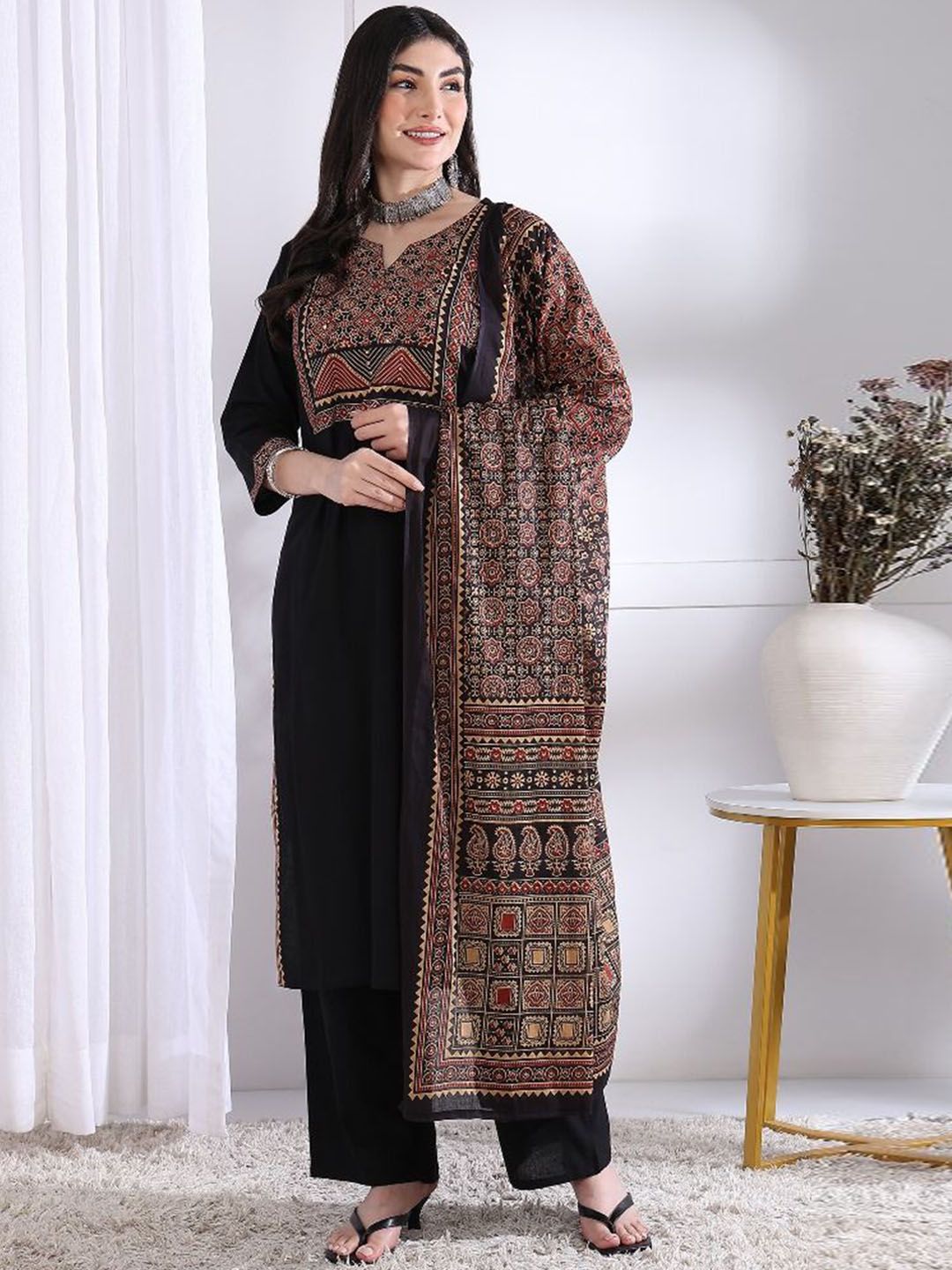 Vbuyz Floral Printed Notch Neck Mirror Work Cotton Straight Kurta With Palazzos & Dupatta