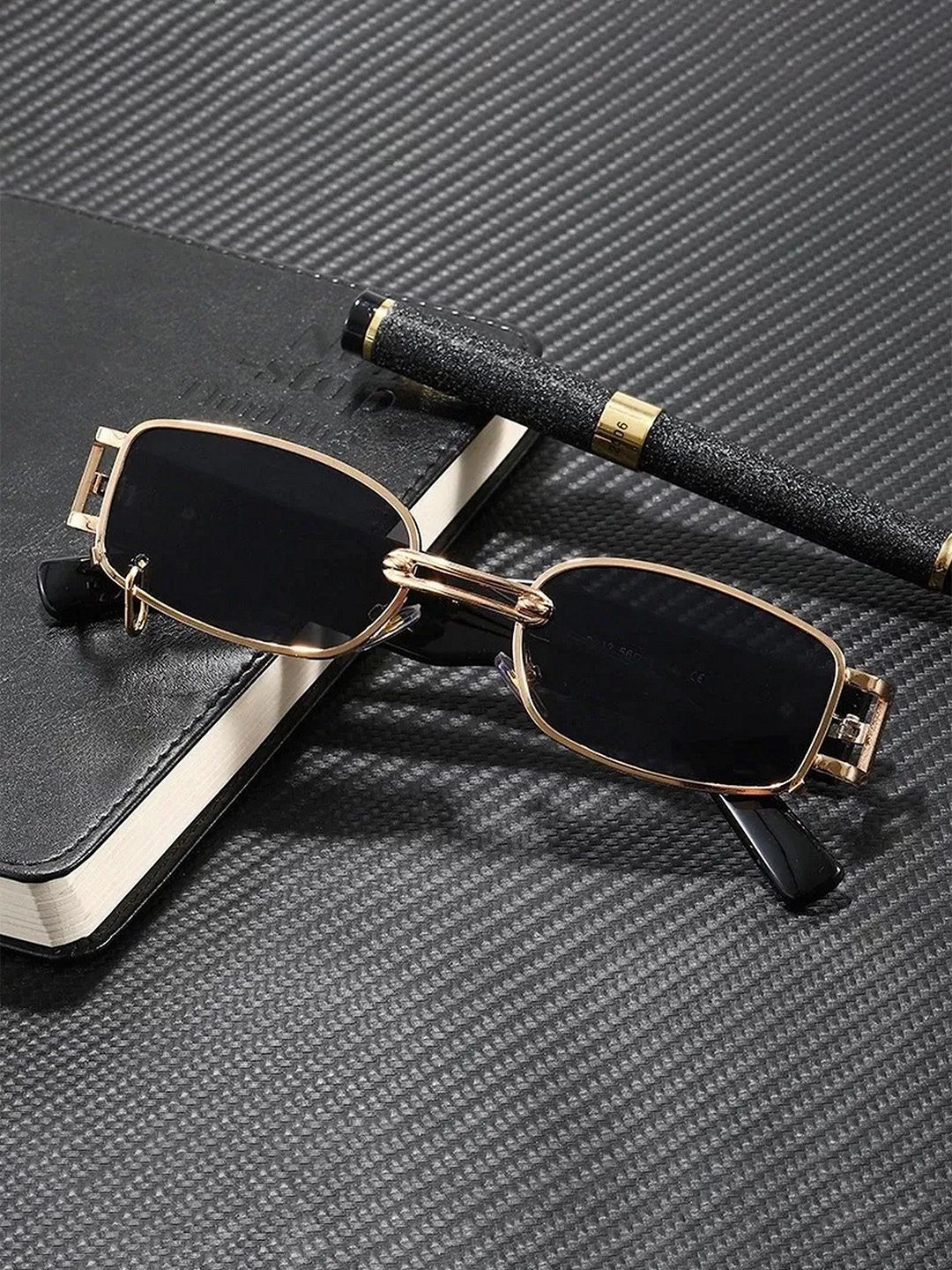 The Roadster Lifestyle Co. Unisex UV Rectangle Protected Lens Sunglass-picture-15