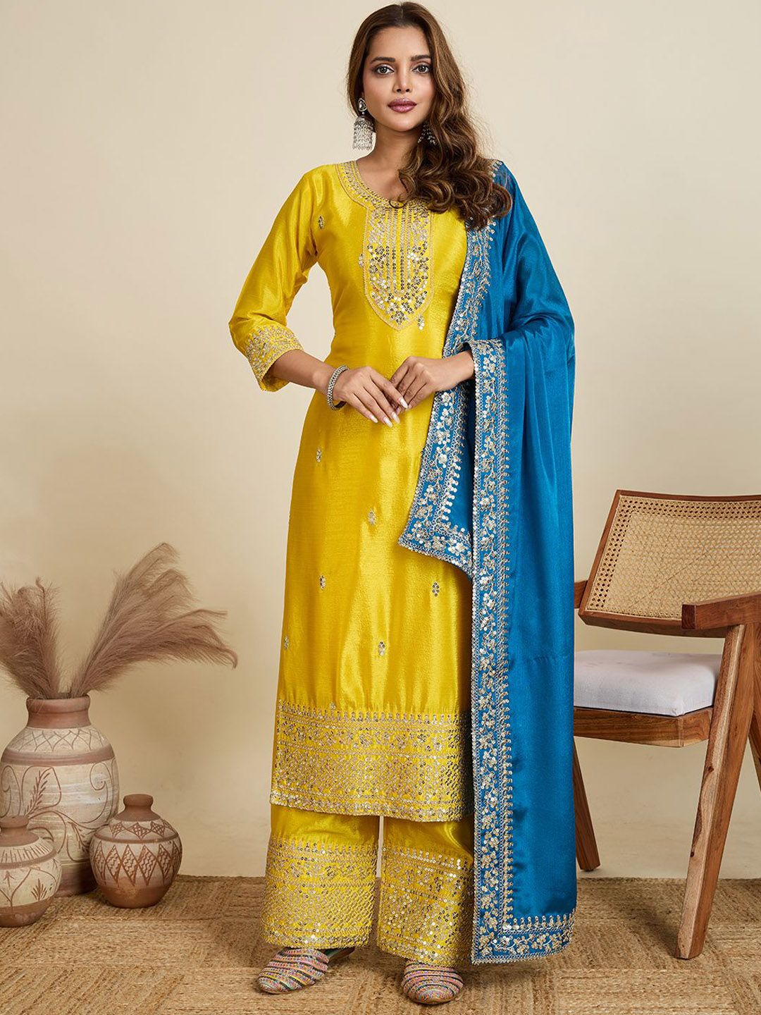 AKSHARAM Women Floral Embroidered Regular Sequinned Kurta & Trousers & Dupatta