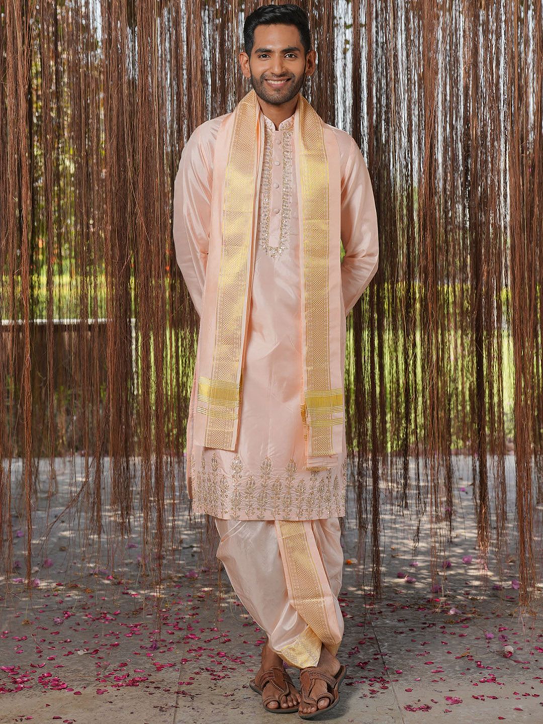 HILO DESIGN Men Embroidered Regular Pure Silk Kurta with Dhoti Pants & With Dupatta-picture-20