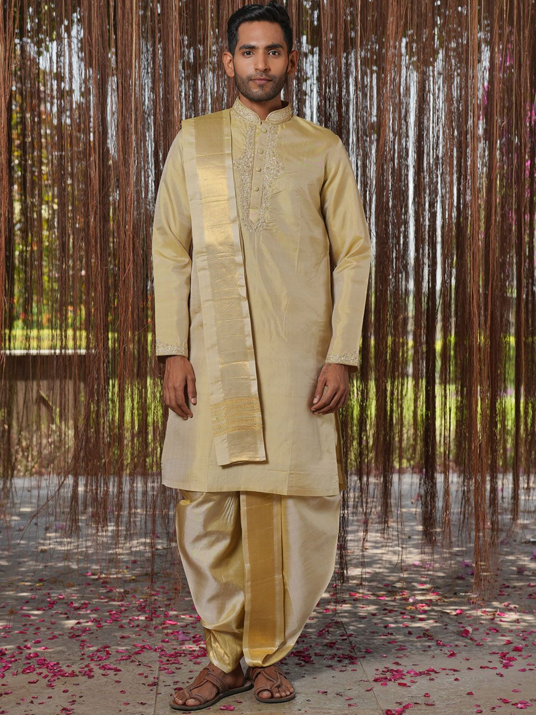 HILO DESIGN Men Floral Embroidered Regular Pure Silk Kurta with Dhoti Pants & With Dupatta-picture-26