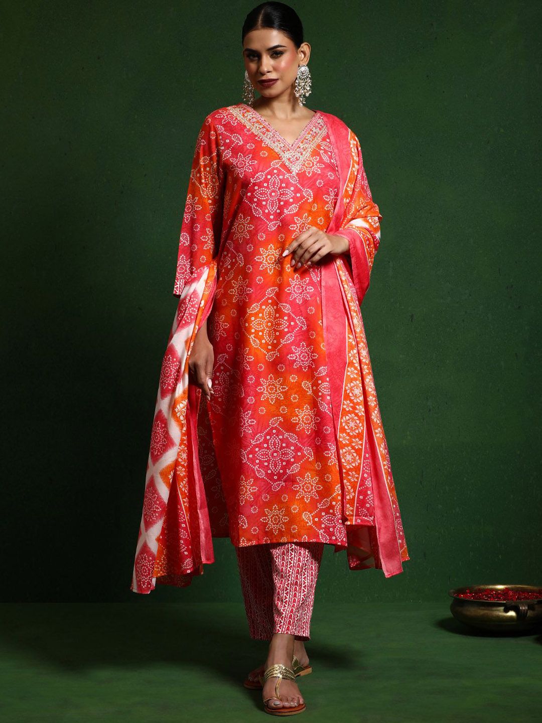 all about you Women Bandhani Printed Kurta with Trousers & Dupatta