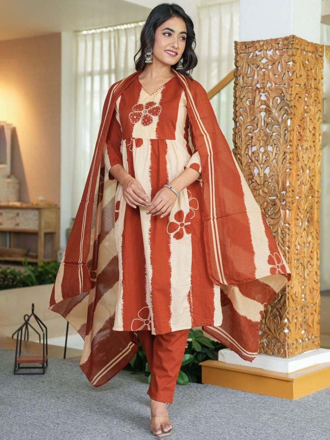 KALINI Women Floral Printed Regular Pure Cotton Kurti with Trousers & With Dupatta