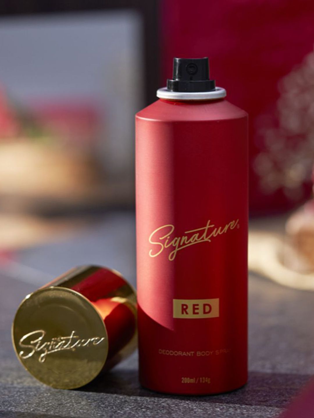 Signature Red Long Lasting Body Spray - 200 ml