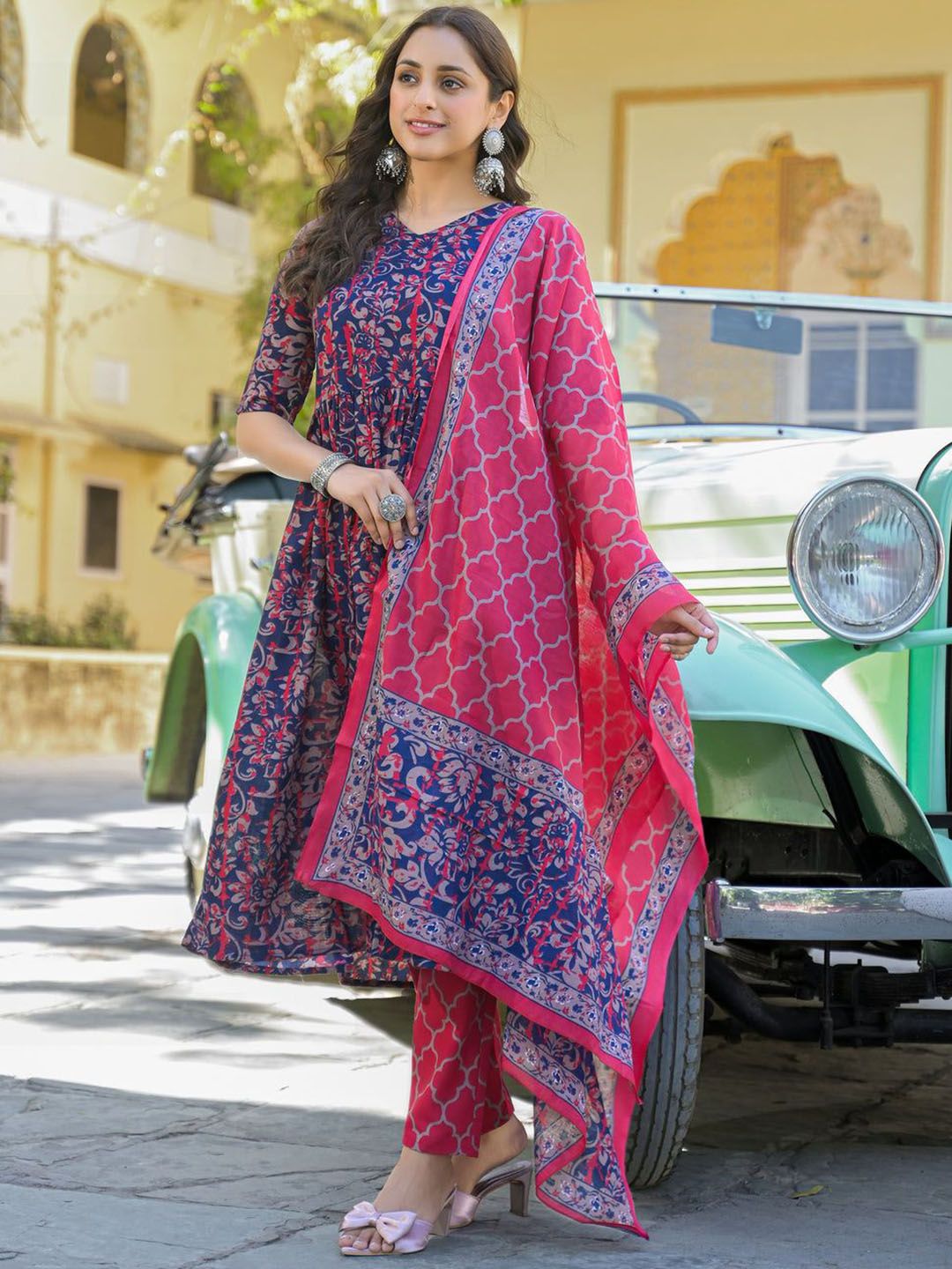 Ethnic 3 You Women Floral Printed Kurta with Trousers & Dupatta