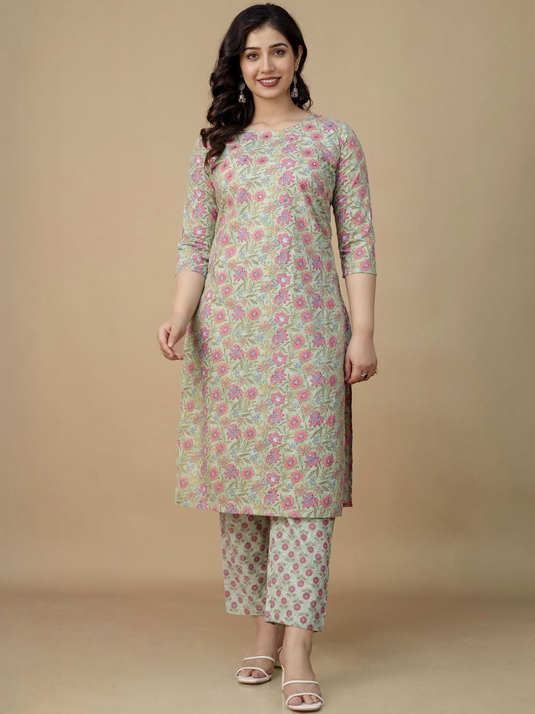 VIPY HANGER Women Pure Cotton Kurta Sets