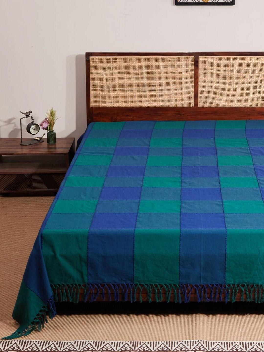 Fabindia Blue & Green Checked Cotton 120 TC Double Bed-King Bed Cover-image-48