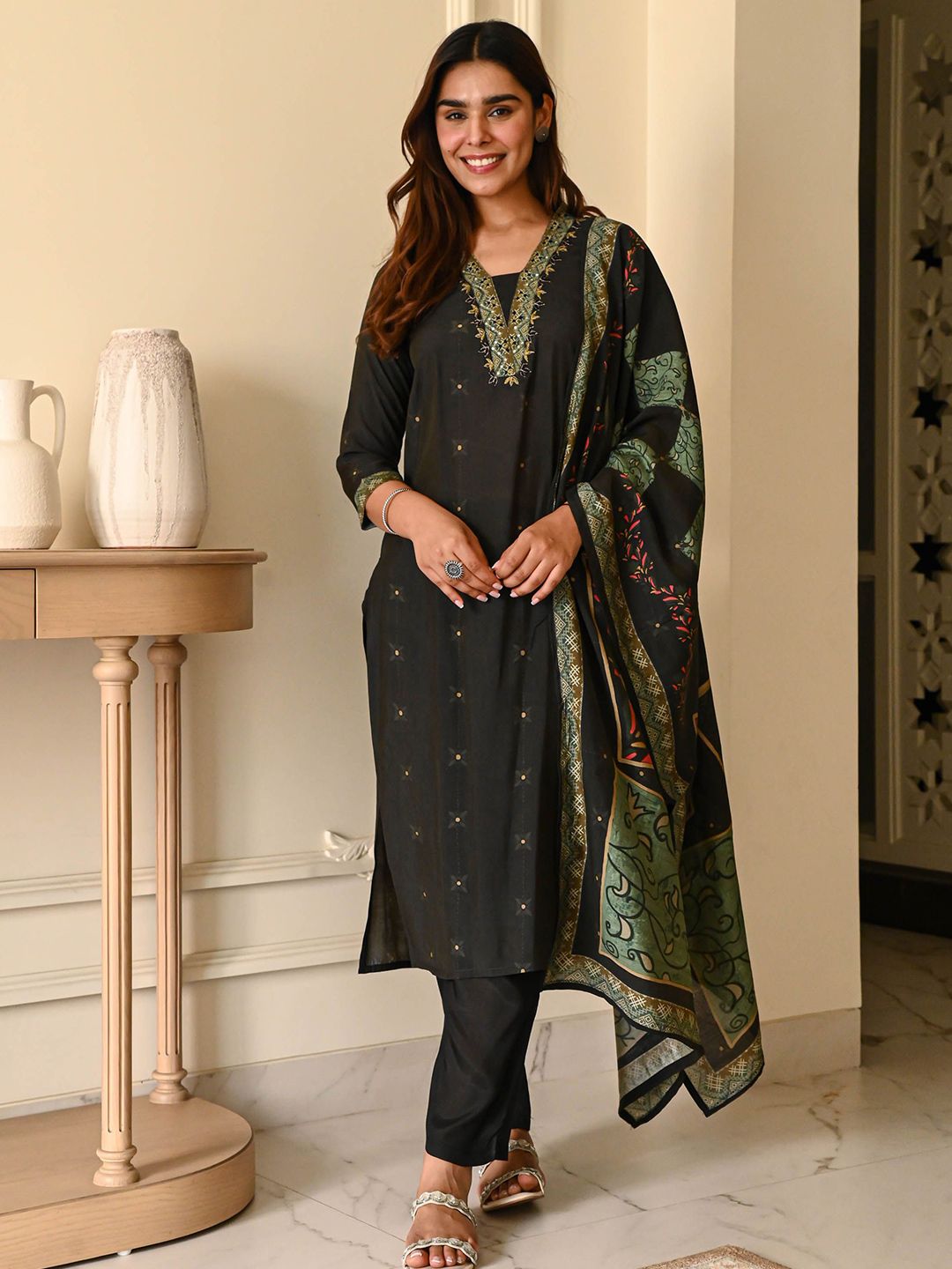 Bunaai Women Floral Embroidered Kusum Cotton Kurta with Trousers & Dupatta