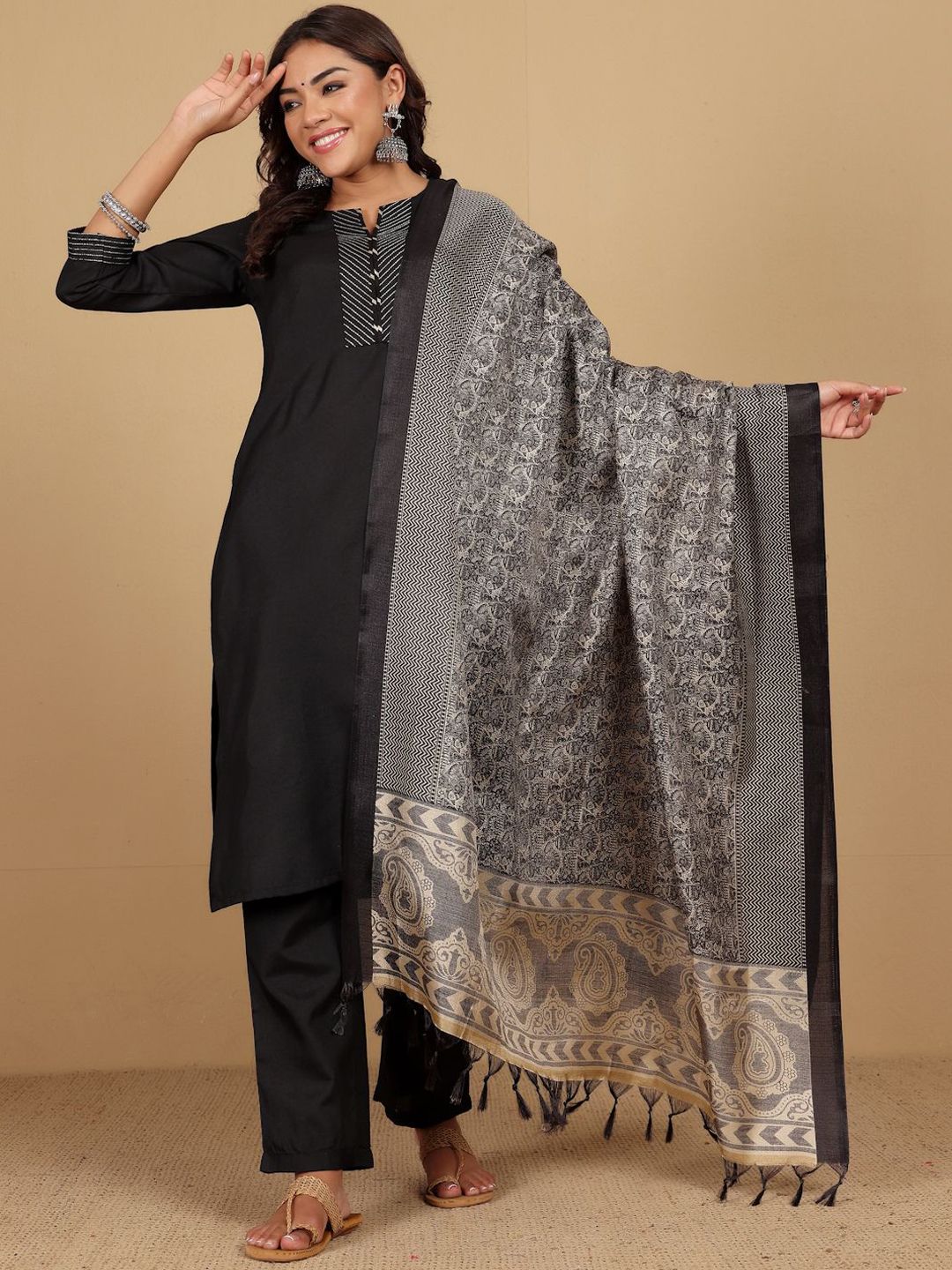 all about you Women Solid Kurta with Trousers & Dupatta