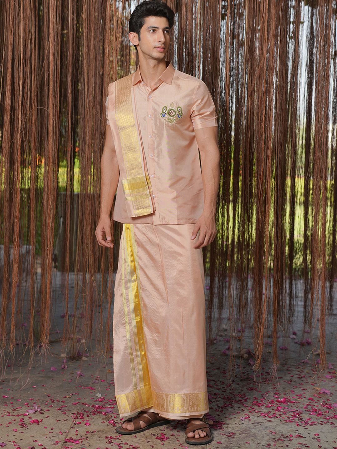 HILO DESIGN Floral Embroidered Shirt Collar Pure Silk Shirt & Dhoti With Dupatta-picture-21