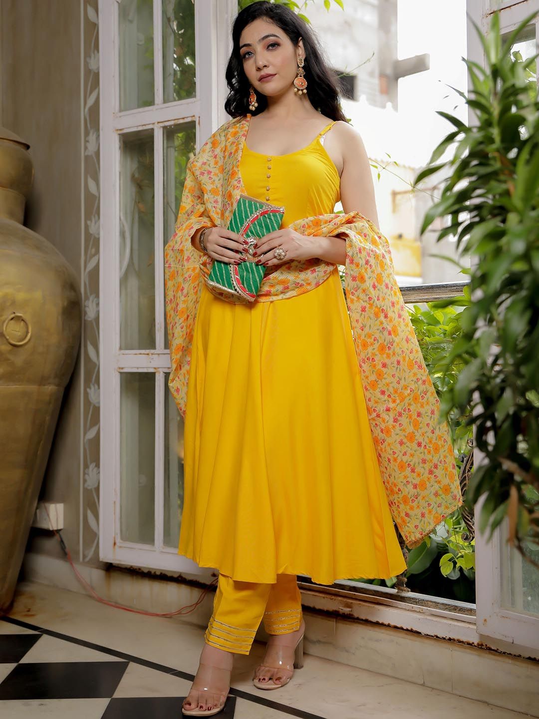 Indi INSIDE Women Solid Kurta with Trousers & Dupatta